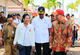 Menteri Sosial RI Agus Gumiwang Kartasasmita dan Menteri Badan Usaha Milik Negara Rini Soemarno Datang ke Bengkulu