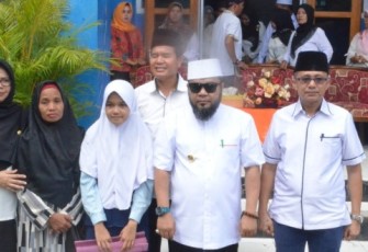 Wali Kota Bengkulu Helmi Hasan Foto Bersama 