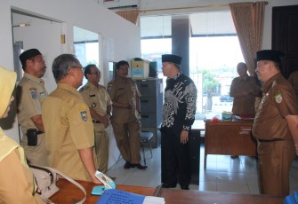 Hari Pertama Kerja, Gubernur Sambangi Dispar dan DLHK Provinsi Bengkulu