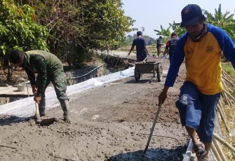 Semangat Gotong Royong Warga Kalikondang Meningkat