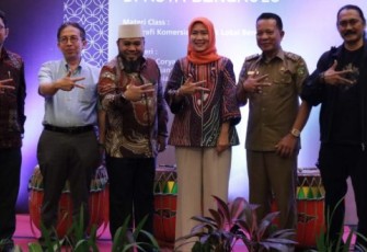 Wali Kota Bengkulu Helmi Hasan Foto Bersama 