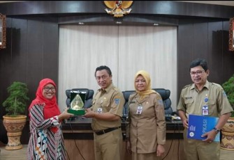 Sekda kabupaten tegal bersama Apkasi