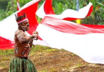 Warga Suku Di Papua Cinta NKRI Menuju Papua Damai