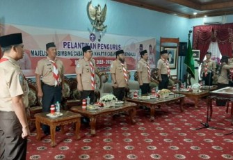 Wali Kota Bengkulu Helmi Hasan Dilantik Sebagai Ketua Majelis Pembimbing Cabang Pramuka Kota Bengkulu 