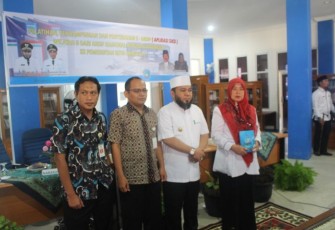 Wali Kota Bengkulu Helmi Hasan Foto Bersama 