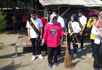 Pantai Larangan Titik Lokasi Peringati Hari Bersih Sampah Sedunia 2019