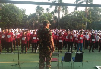 Pembekalan Wasbang dan LDKS di SMKN 46 dan 71 oleh Danramil Jatinegara