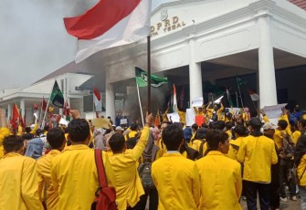 Mahasiswa Kota Tegal Serukan Tolak Revisi UU KPK