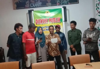 Diskusi Publik