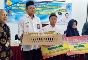 Wakil Bupati Brebes H Narjo Bersama Perwakilan Santri Milenial