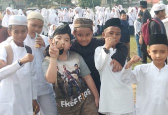 Siswa-Siswi SDN 10 Rantau Utara Turut Semarakkan Pawai Ta'aruf