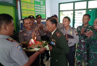 Puluhan Personel Polsek Limpung Jajaran Polres Batang Sambangi Koramil 02/Limpung