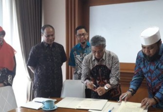 Wali Kota Bengkulu Helmi Hasan Lakukan Penandatanganan Nota MoU Dengan Universitas Al Azhar