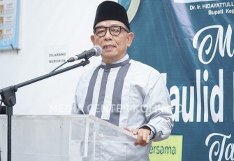 Bupati Kepahiang Dr Ir Hidayattullah Sjahid 