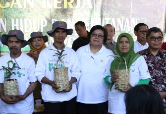 Menteri Lingkungan Hidup dan Kehutanan Kunjungi Tegal