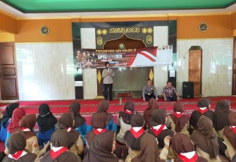 Polres Batang Sosialisasikan Penerimaan Calon Anggota Polri TA. 2020