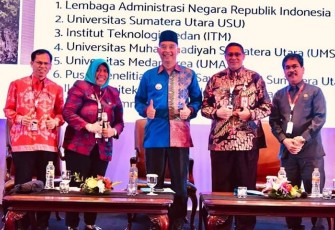 Pemkab Mura raih penghargaan