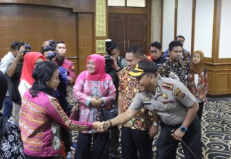 Kapolresta Banda Aceh Sambut Menteri PPPA RI di Bandara SIM