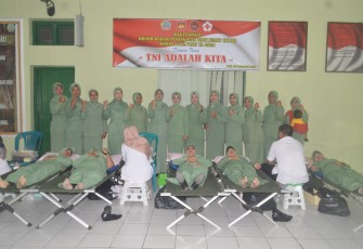 Persit Cabang XXXIX ikut peran serta dalam donor darah