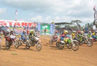 Grasstrack Motocross Piala Pangdam IV/Diponegoro Ke-1