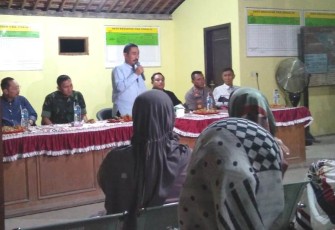 Bupati beserta rombongan Forkopimda melaksanakan pengecekan kesiapan Pilkades serentak 