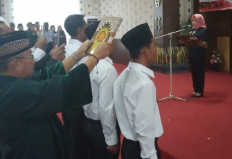Bupati Tuba Lantik 61 Anggota BPK