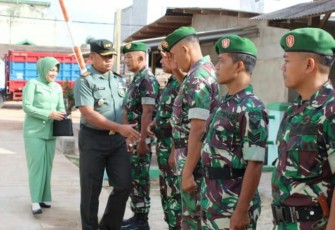 Dandim 0426 Tulang Bawang Disambut Koramil 426-03/Rawajitu