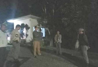  Plt Kasatpol PP Lambar Cek Kesigapan Personel di Pos-Pos Penjagaan
