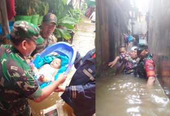 Babinsa Evakuasi Bayi 6 Bulan dan Lansia Terjebak Banjir