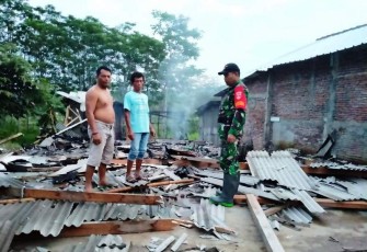 Rumah Warga Tonjong Brebes Rata Dengan Tanah pasca terbakar