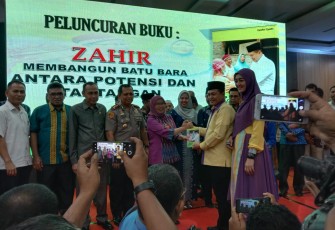 Bupati Batu Bara Ir Zahir M.AP luncurkan Bukunya yang ke 2 pada hari ulang tahun ke 51