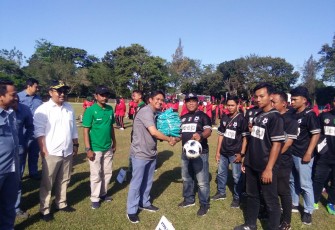 Turnamen sepak bola memperebutkan piala Inalum 