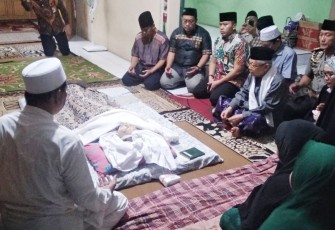 Wapres Ma'ruf Amin Takziah di rumah duka Almarhum KH Ahmad Bagdja