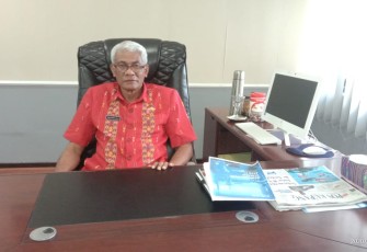 Kepala Dinas Pendidikan dan Kebudayaan Provinsi NTT Drs. Benyamin Lola M.Pd