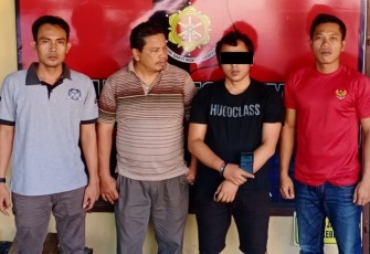 Unit Reskrim Polsek Na IX-X Amankan Pelaku Judi KIM Hongkong di Sebuah Warung Kopi
