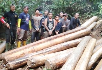Kelima Pelaku saat ditangkap
