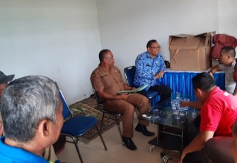 Kadispora Labuhanbatu H. Syahrizal Hasibuan SE dan Kabid Olahraga Ulfian Hamdani S.Pd