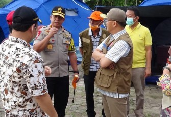 Kapolda Bengkulu saat monitoring posko perbatasan bersama gubernur dan danrem 041 Gamas