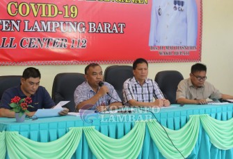 Kadinkes Konferensi Pers Soal Covid-19 di Lampung Barat