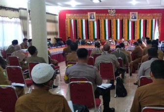 Pihak Pemkab bersama unsur Forkopimda melakukan pertemuan di Opp Room Kantor Bupati Aceh Singkil.