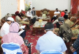 Wakil Wali Kota Bengkulu Dedy Wahyudi Gelar Rapat Evaluasi Dengan Seluruh Camat 