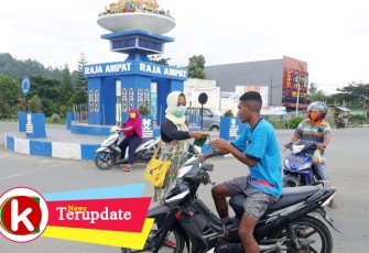 BPD KKSS Raja Ampat dan PW Kebugis Papua Barat Bagikan 1000 Masker