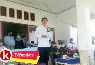 Bupati Kaur Gusril Fausi M.AP saat memberikan kata sambutan