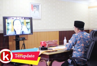 Plt Kajati Bengkulu saat Video Conference bersama Gubernur