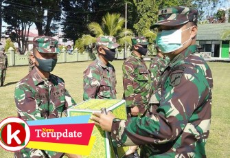 Dandim 1310/Bitung Serahkan Bingkisan Tunjangan Hari Raya