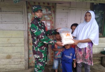 Kodim 0713 Brebes Bantu Masyarakat Terdampak Covid-19
