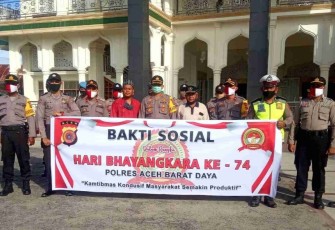 Kapolres Abdya AKBP M.Nasution bersama anggotanya Jum'at (19/6).