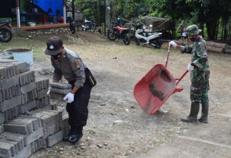 Pembangunan Mushola Capai 30 Persen, Aiptu Muhaimin Masih Membantu