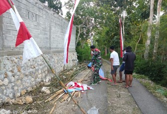 Umbul-Umbul Berkibar di Desa Ngepoh Tulungagung