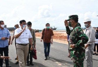 Danrem 033/WP Dampingi Kunker Menko Bidang Kemaritiman dan Investasi RI di Kabupaten Bintan